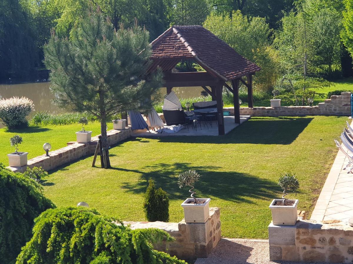 Moulin Du Soustre Bed & Breakfast Cavagnac Eksteriør bilde