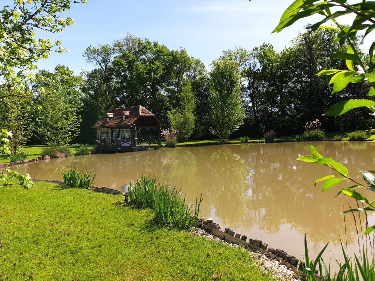 Moulin Du Soustre Bed & Breakfast Cavagnac Eksteriør bilde